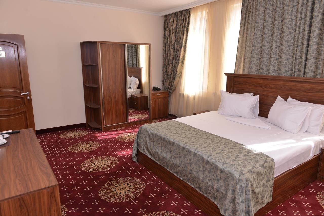 Отель Georgia Hotel Ереван