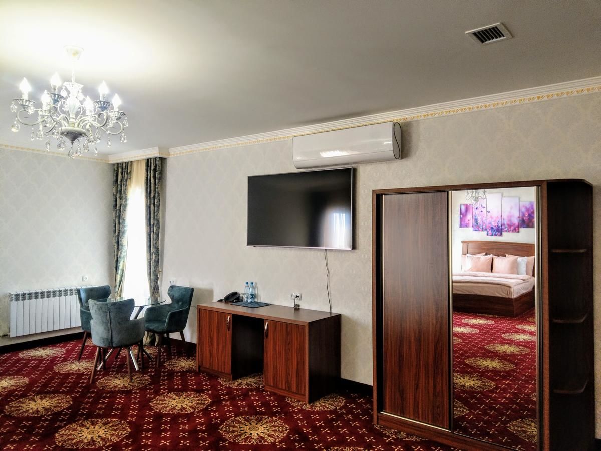 Отель Georgia Hotel Ереван